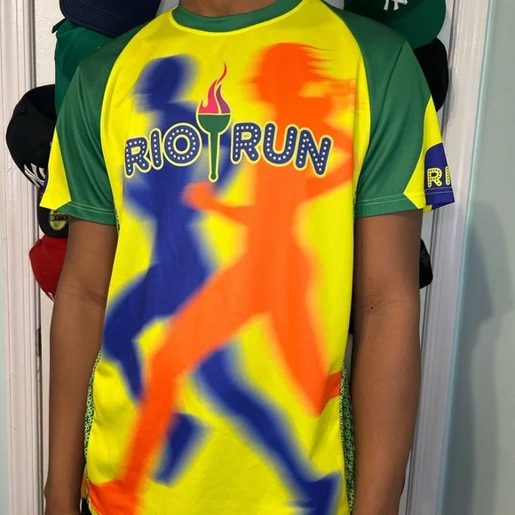 Rio Run T-Shirt | Size Medium (Very Rare Tee) - Picture 6 of 8